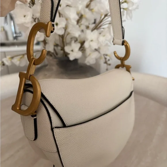 100% auth Dior Medium saddle bag 🌟 - Picture 2 of 7